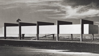 Projeto criado em 1951 por Lina Bo Bardi chamado Museu à beira do oceano, na praia de Itararé em São Vicente, litoral de Santos, São Paulo, Brasil