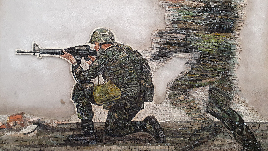 War no war top. Per gentile concessione della Galleria d'arte Pallavicini 22