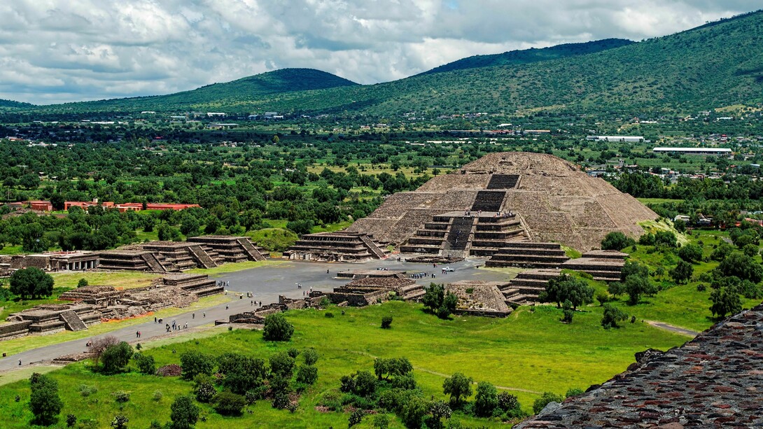 La Avenida de los Muertos y la Pirámide del Sol son parte de los principales atractivos en Teotihuacán, la Ciudad de los Dioses