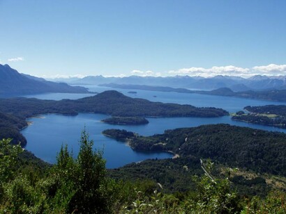 En la Argentina se lo aisló en tres veces en la fracción del microplancton del estuario del Río Negro en la Patagonia. Lago Nahuel Huapi, sus aguas fluyen hacia el río Limay que luego se une al río Negro, Provincia de Rio Negro, Argentina