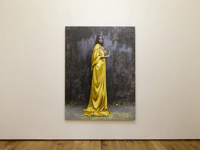 Maïmouna Guerresi, A’ishah. Los caminos del alma (A’ishah. The paths of the soul), exhibition view. Courtesy Mariane Ibrahim Gallery