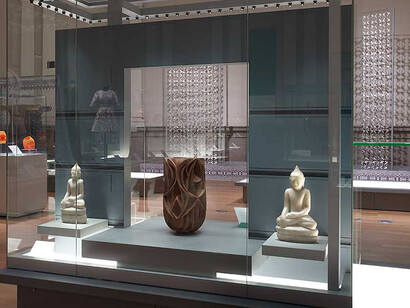 South Asian Design, Exhibition view. Courtesy of Manchester Art Gallery