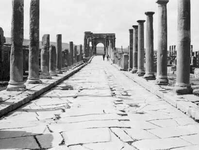 Ruinas de Timgad, Argelia. Foto tomada en 1928