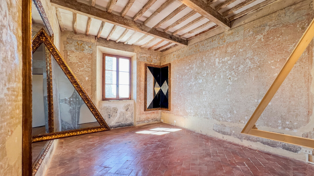 Michelangelo Pistoletto, La soglia, veduta della mostra. Per gentile concessione di Galleria Continua