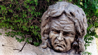Estatua de Beethoven ubicada en Foro Cultural Coyoacanense Hugo Argüelles, Ciudad de Mexico, Mexico