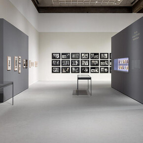 Moï Ver, Moï Ver/Moshe Raviv. Modernism in transition, exhibition view. Courtesy of Tel Aviv Museum of Art