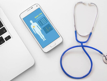 Il telemonitoraggio domiciliare può essere svolto mediante dispositivi indossabili o smartphone
