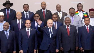 O Presidente Putin, da Rússia, fechou acordos militares com 40 países africanos