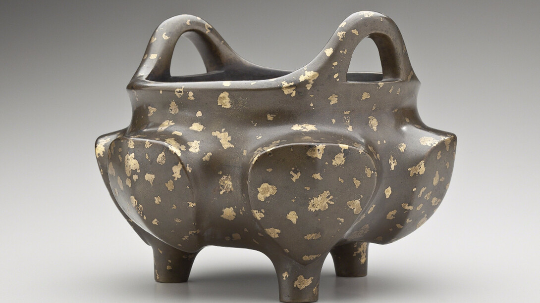 Archaistic Censer with Splash Gilt, China, 1127-1279. Courtesy of Newark Museum