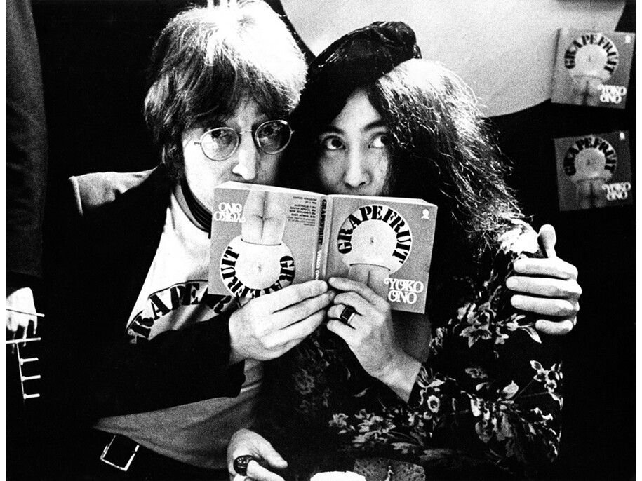 John Lennon and Yoko Ono, 1971 © Gijsbert Hanekroot