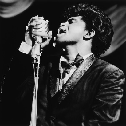 Robert Longo, Untitled (The Real Elvis), 2017, Charcoal on mounted paper, 139,7 x 139,7 cm