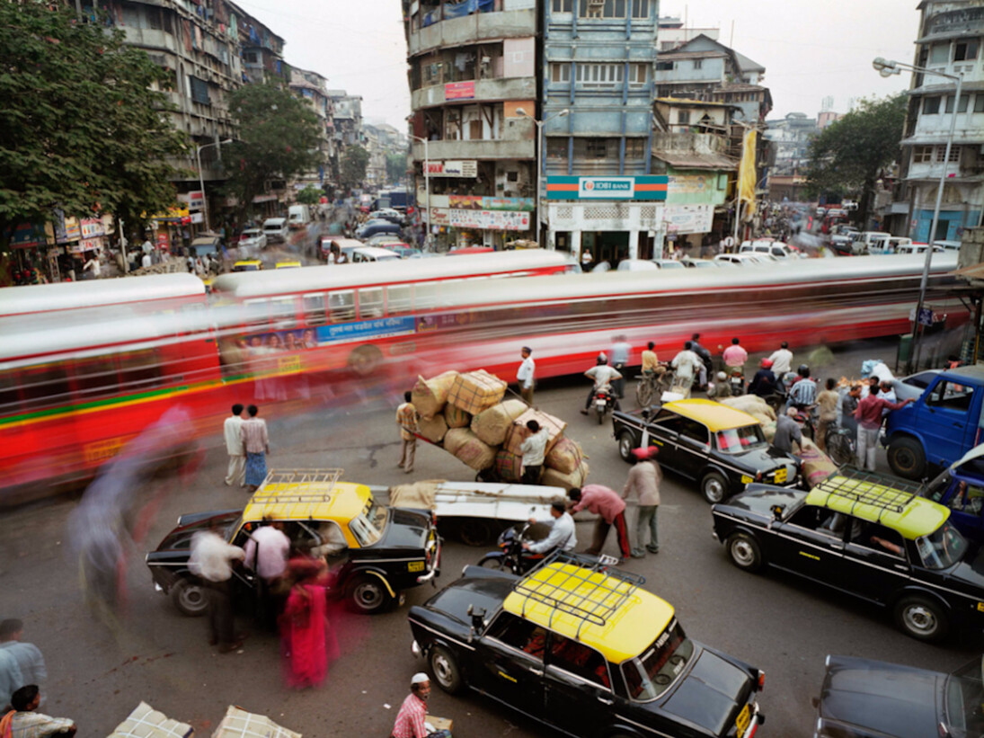 Martin Roemers, Bapu Khote Street, Bhuleshwar, Mumbai, India, 2007. Courtesy of Anastasia Photo