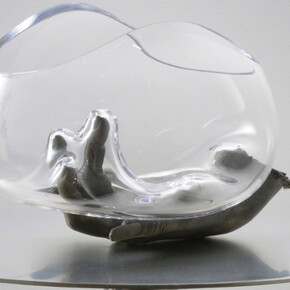 Kelly Akashi. Courtesy of François Ghebaly Gallery