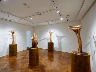 Pablo Atchugarry, The time of sculpture, exhibition view. Courtesy of Contini Art Gallery