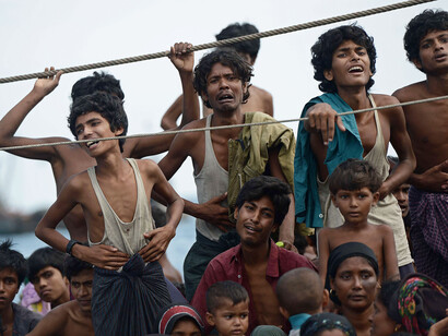 Migrantes em navio
