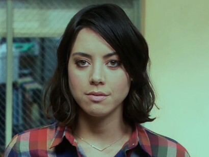 Aubrey Plaza es April Ludgate, una apática joven que realiza sus prácticas en el Departamento de Parques y Recreación
