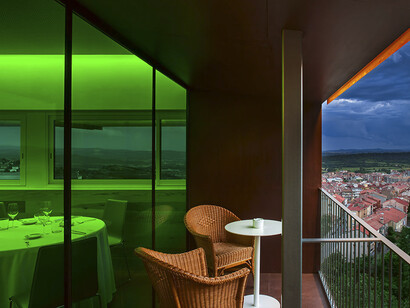 Espacio fumadores Hotel La Cabana. Autor: Agustí Costa. Foto: David Cardelús