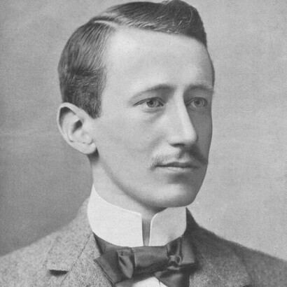 Guglielmo Marconi intorno al 1902, fu presidente dell’Istituto Treccani dal 1933 al 1937