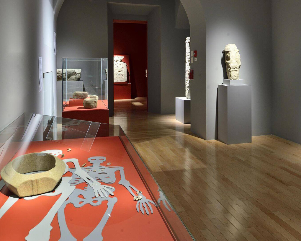 Divinos Señores De La Montaña. Courtesy of Museo Amparo