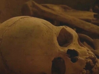 Crani ritrovati in grotte preistoriche: "Gli strumenti di pietra trovati nella Grotta di Tinshemet sono stati prodotti principalmente con la cosiddetta tecnica Levallois..."