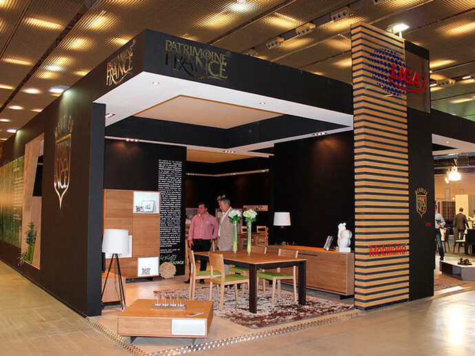 Expositor en el Showroom del mueble de Barcelona