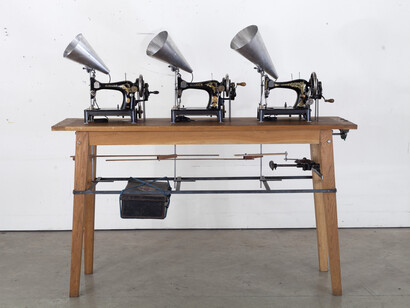 William Kentridge, Singer trio, 2019. Courtesy of Yorkshire Sculpture Park. Photo by Thys 
Dullaart