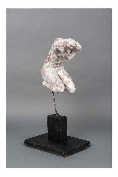 Kalliopi Lemos, Figurine no.4, 2015, Steel skeleton, air drying clay and Japanese paper on wooden base
