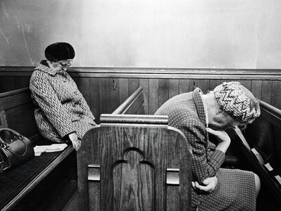Martin Parr, Mankinholes Methodist Chapel, 1975 © Martin Parr, Magnum Photos