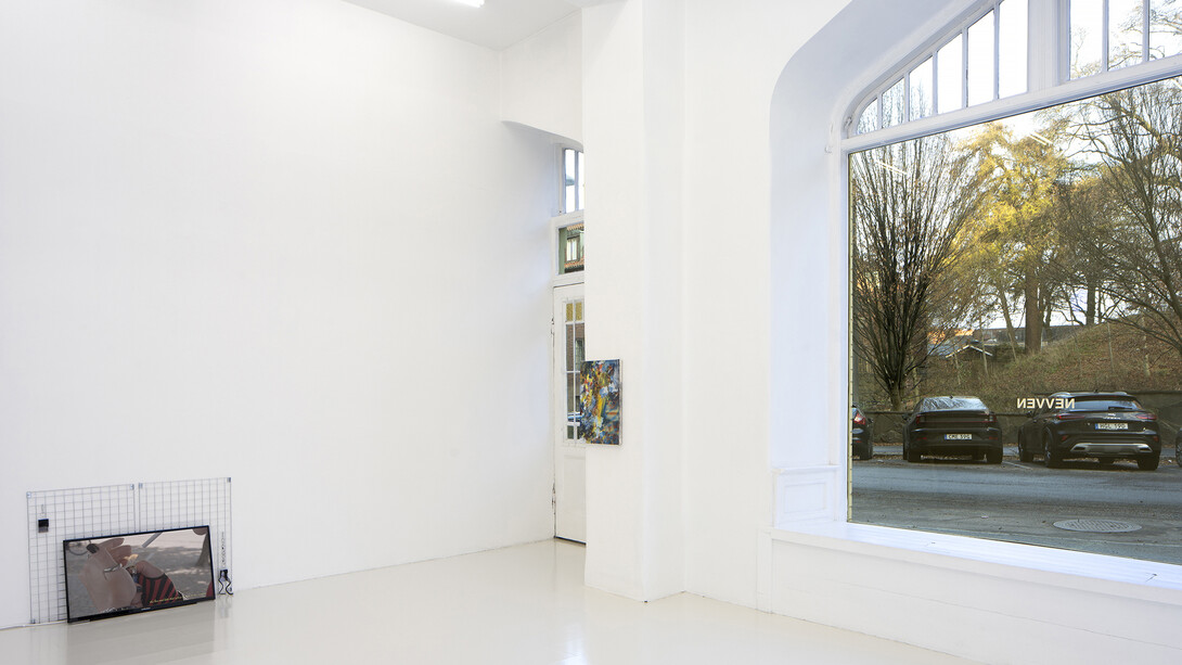 Various artists, It takes many threads to make a carpet; in fairy tales carpets can fly, exhibition view. Courtesy of 