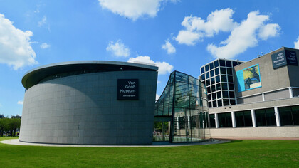 Museo Van Gogh en la Plaza de los Museos, Ámsterdam, Países Bajos