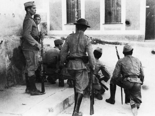 En los combates del 18 de octubre de 1945, en Venezuela, participaron civiles mal armados en apoyo a las tropas alzadas