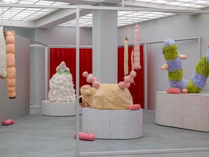 Various artists, [ materialistin ], exhibition view. Courtesy of Hamburger Bahnhof
