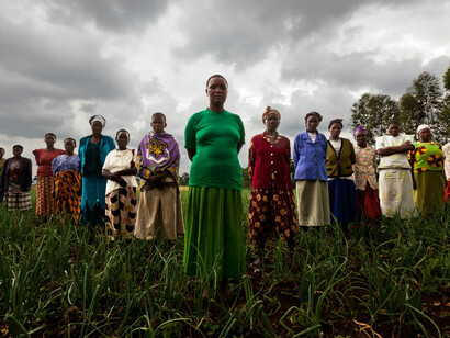 Mt. Elgon, Kenya, Mujeres defendiendo su tierras. Fotografía Brent Stirton, 2011