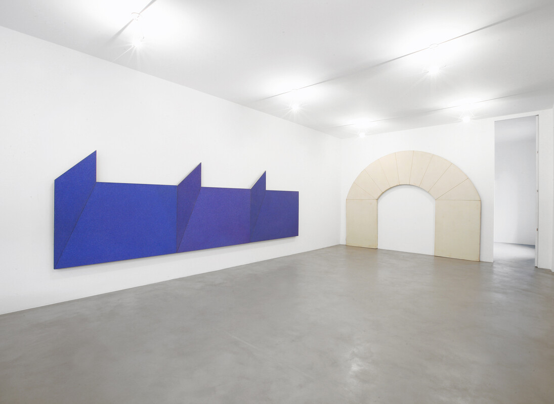 Rodolfo Aricò, Veduta parziale dell’esposizione, 2014 A arte Invernizzi, Milano. Courtesy A arte Invernizzi, Milano. Foto Bruno Bani, Milano