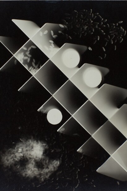 Margaret de Patta Ice Cube Tray with Marbles and Rice 1939 The Sir Elton John Photographic
Collection © Estate of Margaret de Patta
