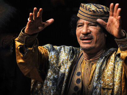 Kadhafi, assassiné le 20 octobre 2011. Il avait prévu que le chaos éventuel affecterait toute la Méditerranée et une bonne partie du monde entier