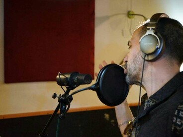 En 2025 Varosha grabó finalmente la canción en el estudio NX de Berriozar, Comunidad Foral de Navarra, situado a pocos minutos de Pamplona, España