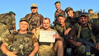 Roman Zozulya apoyando a las tropas ucranianas que combaten en el Donbass