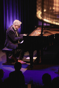 Giovanni Mirabassi performing live at Blue Note Tokyo, Japan © Yuka Yamaji