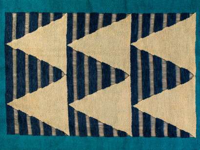 Taher Asad-Bakhtiari, Tribal weave project, rug on display. Courtesy of Hostler Burrows