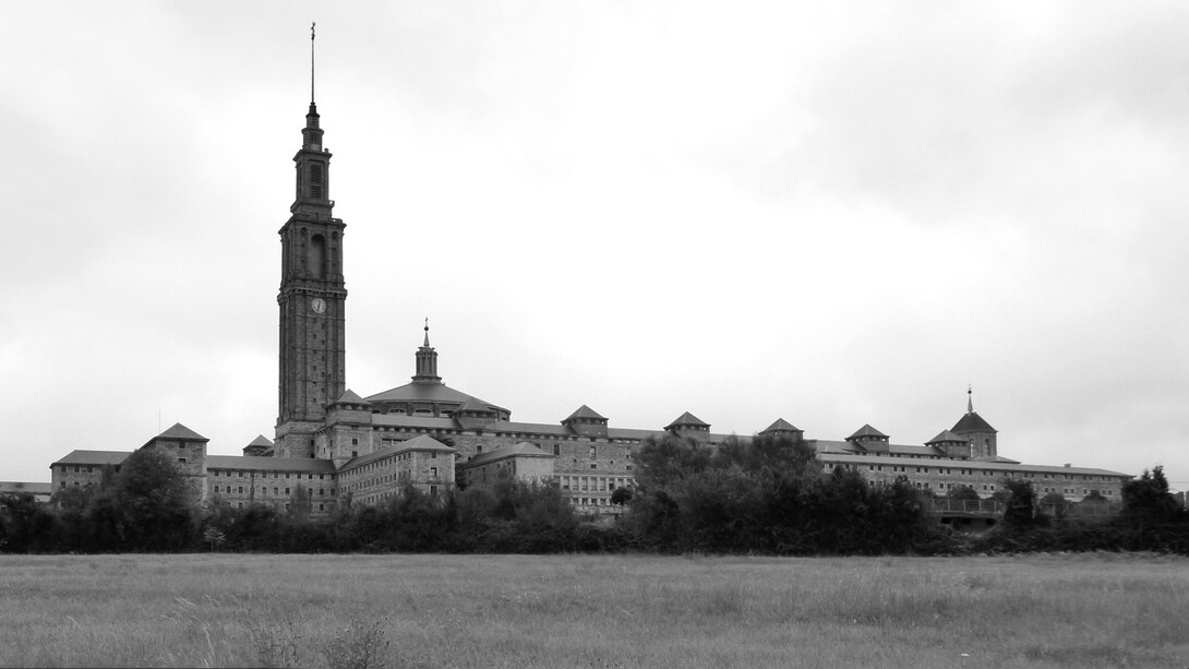 Luis Moya Blanco (1904-1990), Universidad Laboral (collège technique) de Gijón