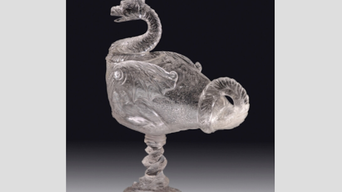 Vaso en forma de dragón o caquesseitão, Segunda mitad del siglo XVI. Cristal de roca / cuarzo hialino, 23 x 18 cm. Courtesy of Museo del Prado