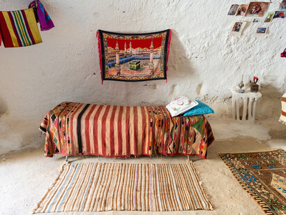Matmata et ses maisons troglodytes. Les éléments labellisés amazighs font l'effet d’appâts pour des touristes occidentaux à la recherche d’exotisme 