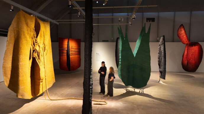 Magdalena Abakanowicz, Crossing boundaries, exhibition view. Courtesy of HAM