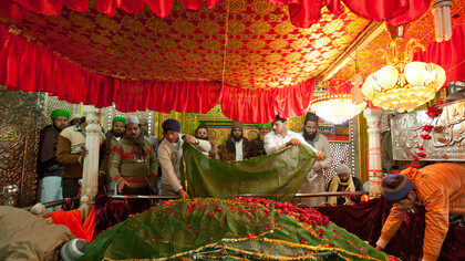 Shrine Of Hazrat Auliya