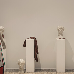 Italiana. L'Italia vista dalla moda 1971-2001. Courtesy of Palazzo Reale