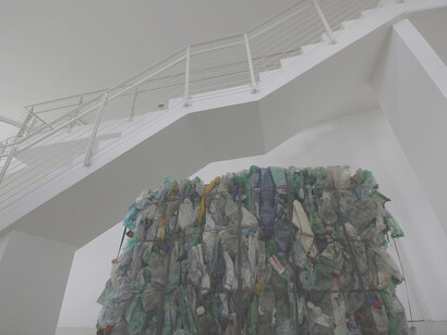 Plastic Food, installazione by Pierluigi Monsignori, presso ex fattoria Tabacchi, Umbertide, Perugia, Italia. © Fausto Trippolini