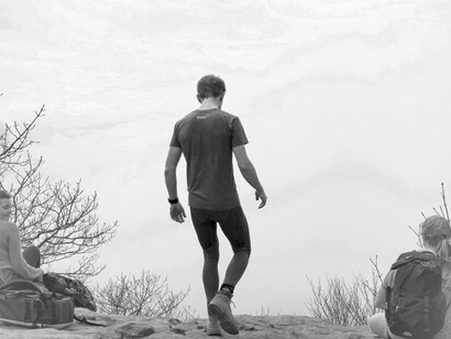 Todas las leyes de la naturaleza expresan la proporcionalidad entre la energía y la materia, es decir, la reproducción de la esencia universal