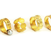 Yoshiko Yamamoto. Courtesy of Mobilia Gallery