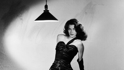 Foto publicitaria de la actriz estadounidense, Ava Gardner, para la película «The Killers» (1946)